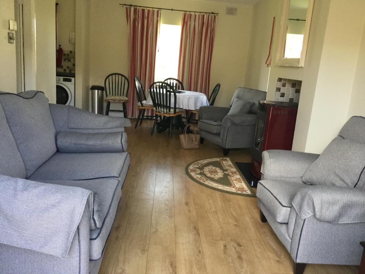 Adare Luxury Riverside Apartment Limerick Bagian luar foto