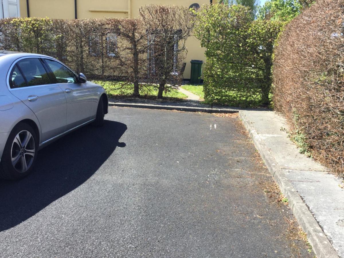 Adare Luxury Riverside Apartment Limerick Bagian luar foto